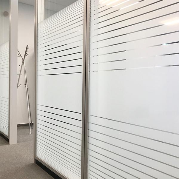 Film adhésif décoratif  à lignes strada largeur 152 cm , à partir de 2 m de long