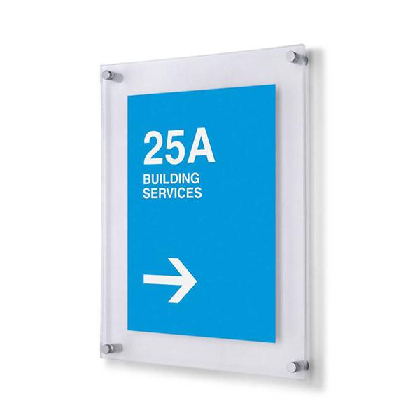 Plaque murale plexi avec 4 entretoises , format à partir de A4