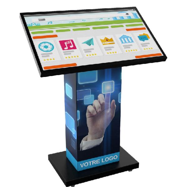 Borne video tactile ecran 43 pouces , hauteur 1300 mm