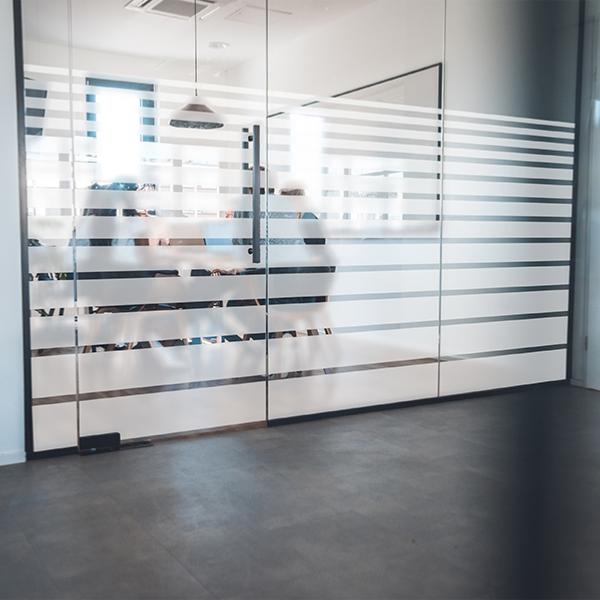 Film adhésif décoratif  à lignes lineal largeur 152 cm , à partir de 2 m de long